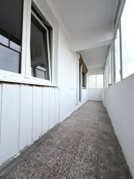 Apartament 3 camere, 68mp utili, etaj 10, lift - Punctele Cardinale