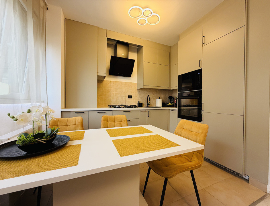Apartament 3 camere , 72 mp utili , Open Space - COMPLEX RING