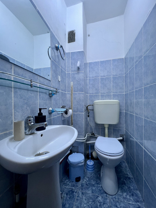  Apartament 3 camere, 78 mp utili + garaj si boxa, etaj 1 - Zona Modern 