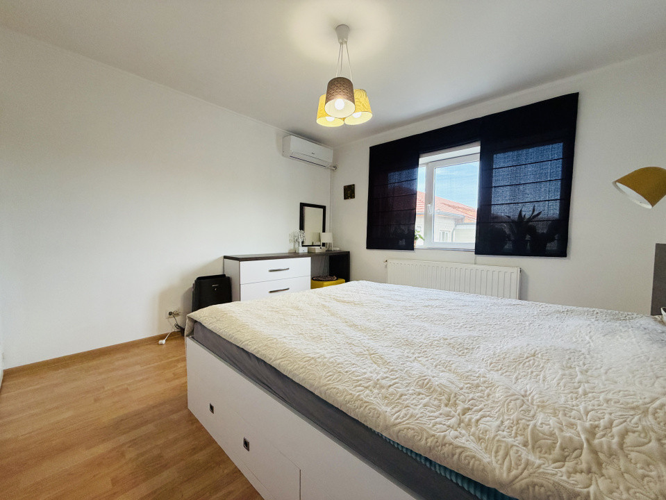 Apartament 3 camere , 64 mp utili , decomandat - Soarelui