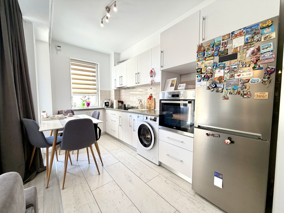 Apartament 2 camere, 44 mp utili, mobilat/utilat - zona Cora