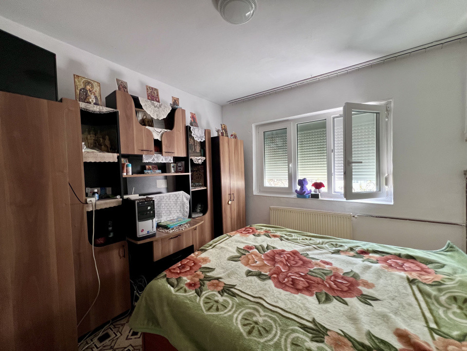  Apartament 2 camere, decomandat, 43 mp utili - Torontalului