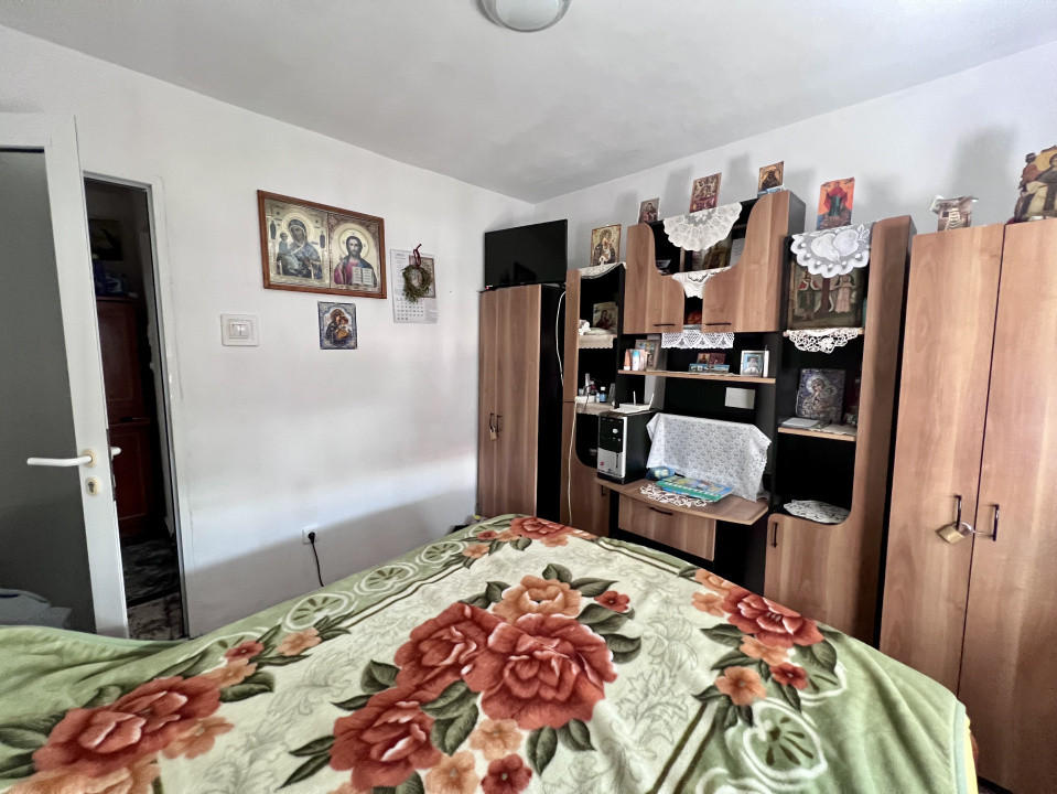  Apartament 2 camere, decomandat, 43 mp utili - Torontalului