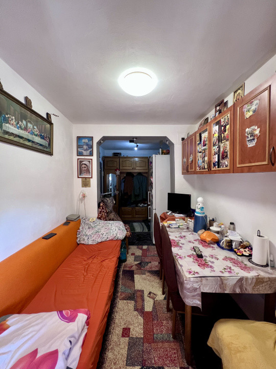  Apartament 2 camere, decomandat, 43 mp utili - Torontalului