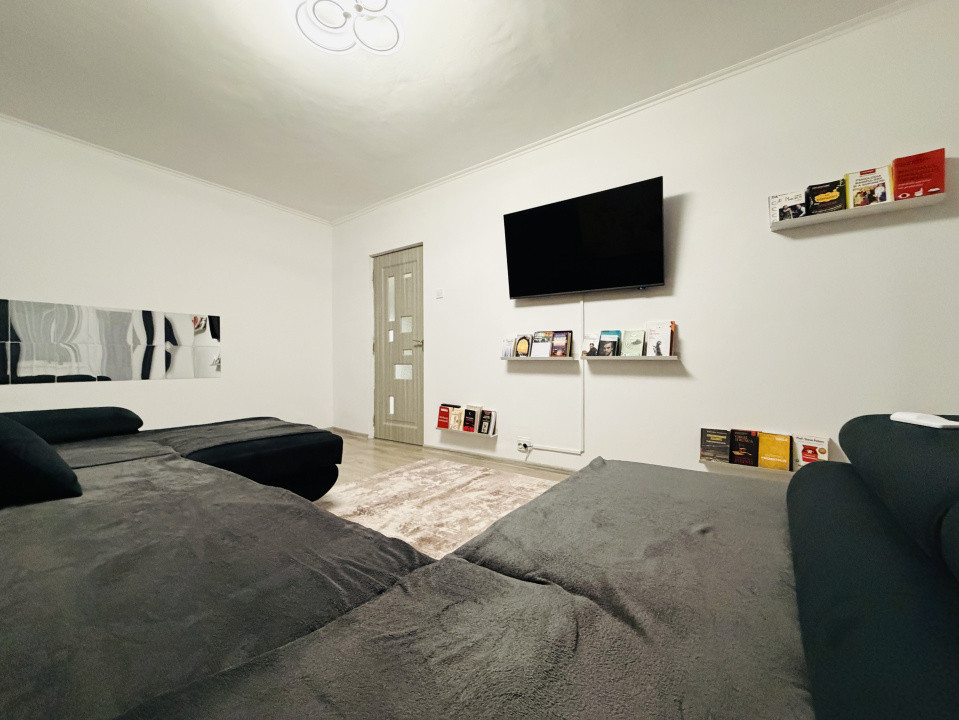 Apartament 3 camere , 56 mp utili , decomandat - Lipovei