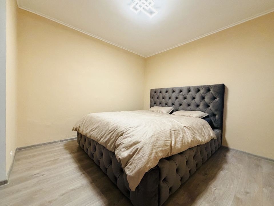 Apartament 3 camere , 56 mp utili , decomandat - Lipovei