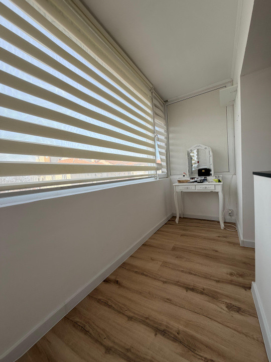 Apartament spatios, 4 camere, decomandat, 87 mp utili + 2 balcoane - Sagului