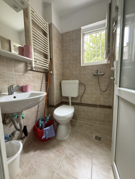 Garsoniera, 12 mp, parter, ideala pentru investitie - Complexul studentesc