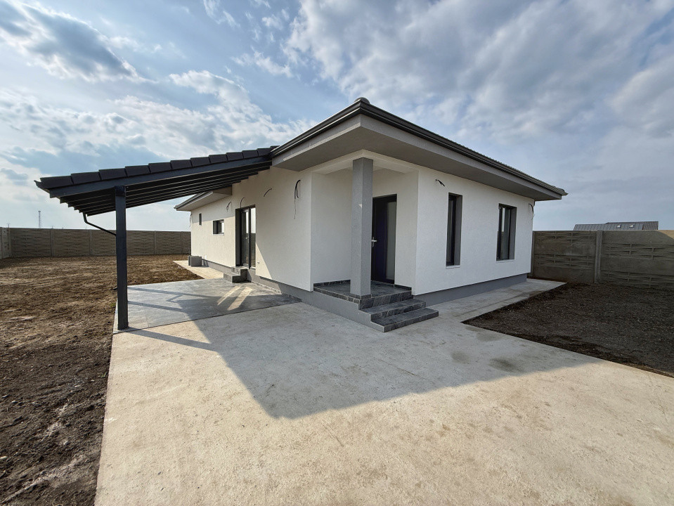 Casa individuala, 4 camere, 105 utili, 580 teren, comision 0% Sanmihaiu Roman