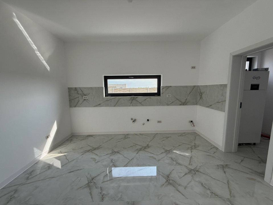 Casa individuala, 4 camere, 105 utili, 580 teren, comision 0% Sanmihaiu Roman