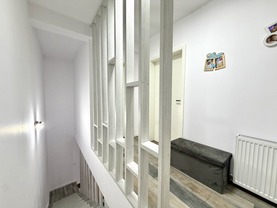 Duplex 3 camere, 90 mp utili 370 mp teren - Dumbravita 