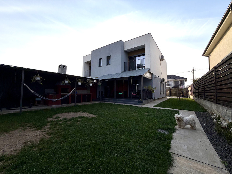 Duplex 3 camere, 90 mp utili 370 mp teren - Dumbravita 