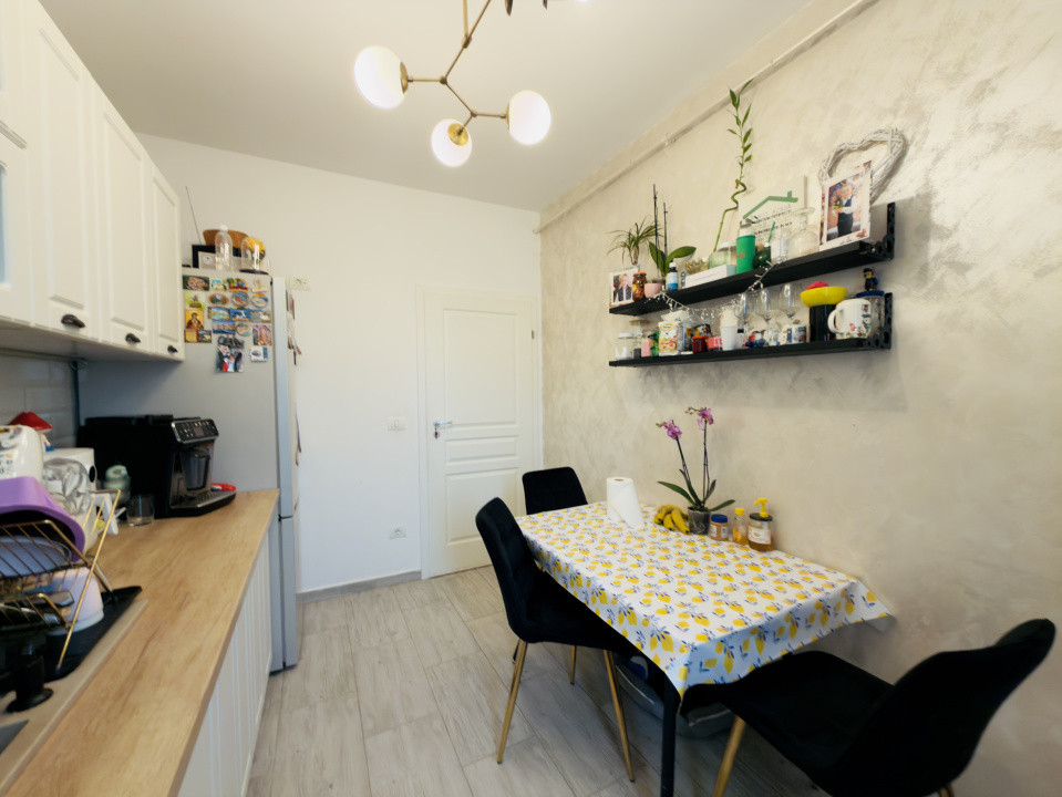 Apartament modern 2 camere + curte, parter, 50mp in Giroc 