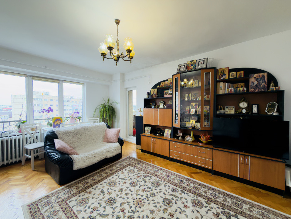 Apartament 3 camere, 77mp utili, zona Modern 