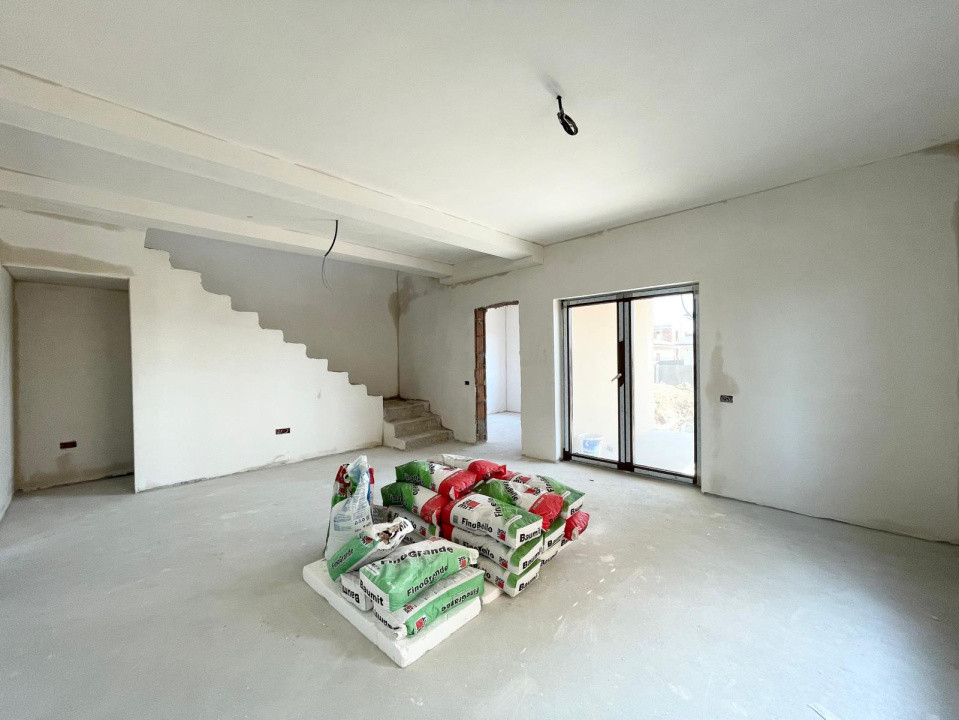 Duplex 5 camere, toate utilitatile - Mosnita 