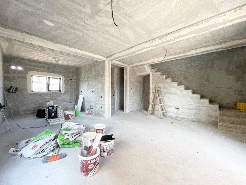 Duplex 5 camere, toate utilitatile - Mosnita 