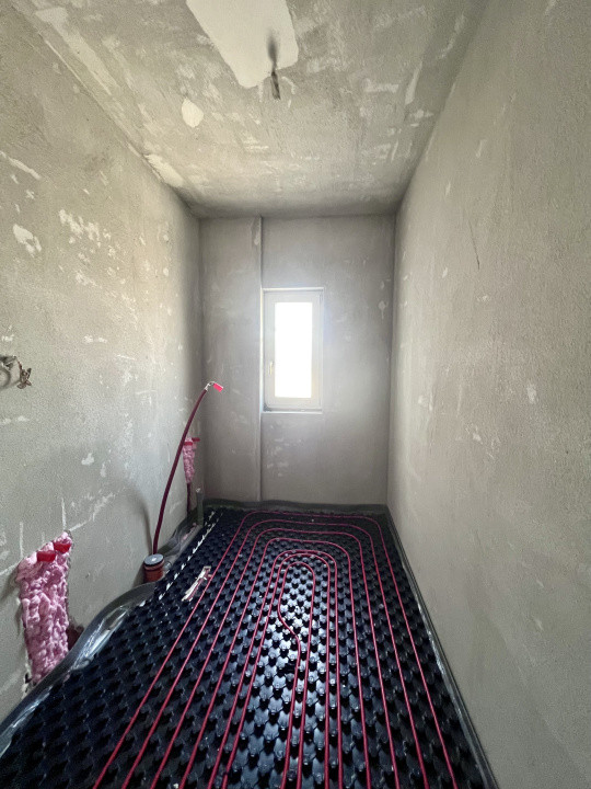 Penthouse 3 camere, 82 mp utili, 2 balcoane + Terasa 20 mp - Urseni