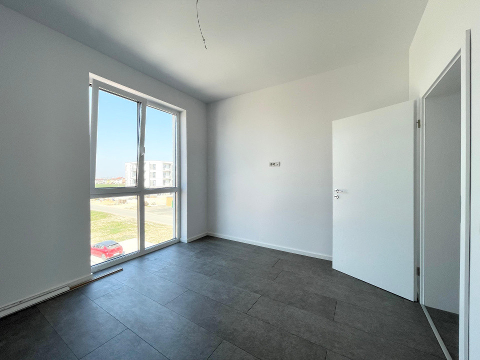 Apartament 2 camere, 57 mp + curte - Urseni