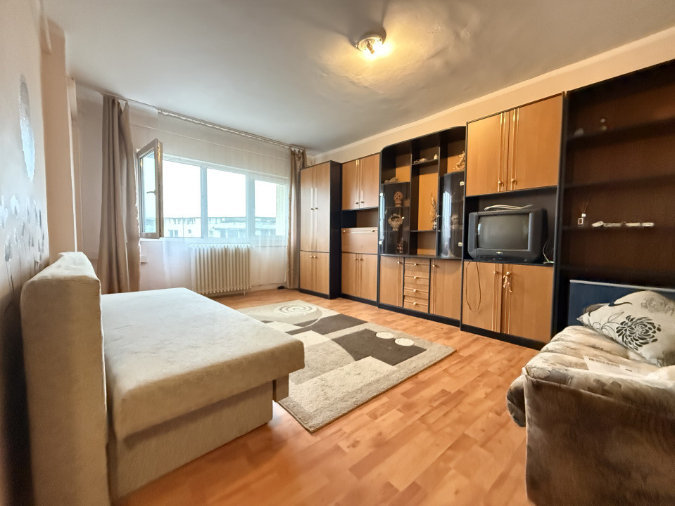 Apartament compact, o camera, 31 mp utili, etaj 4/5 - Girocului