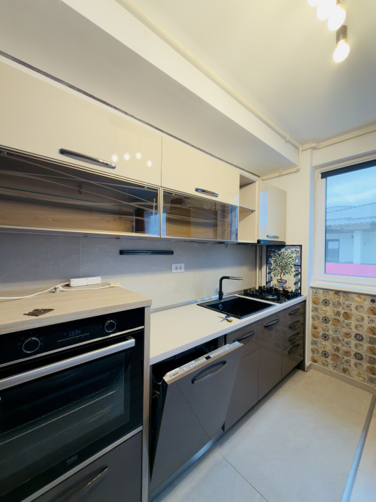 APartament 2 camere, open space, etaj 3 in Giroc 