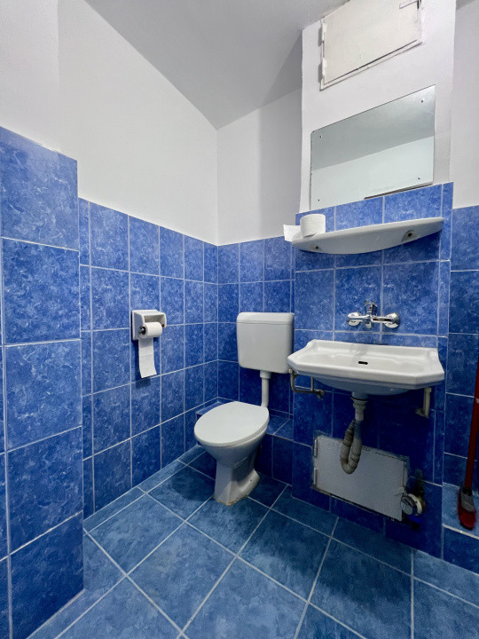  Apartament spatios, 3 camere, decomandat, 65 mp utili - Modern