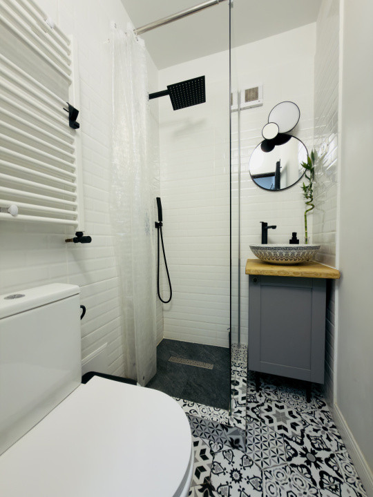 Apartament 1 camera, 25mp , etajul 1, zona Centrala 