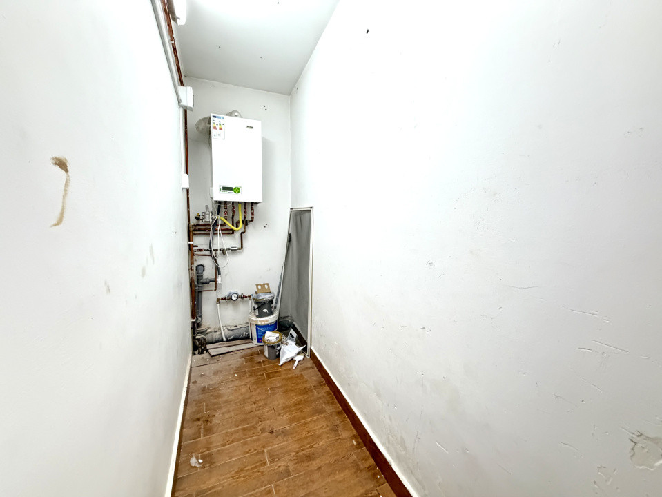 Spatiu comercial de vanzare, 81 mp utili, VAD bun - Dumbravita