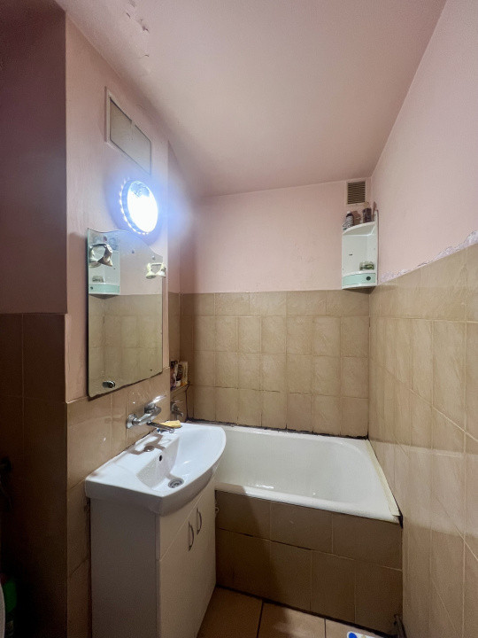 Apartament 1 camera, 40 mp , etajul 1 - zona Steaua