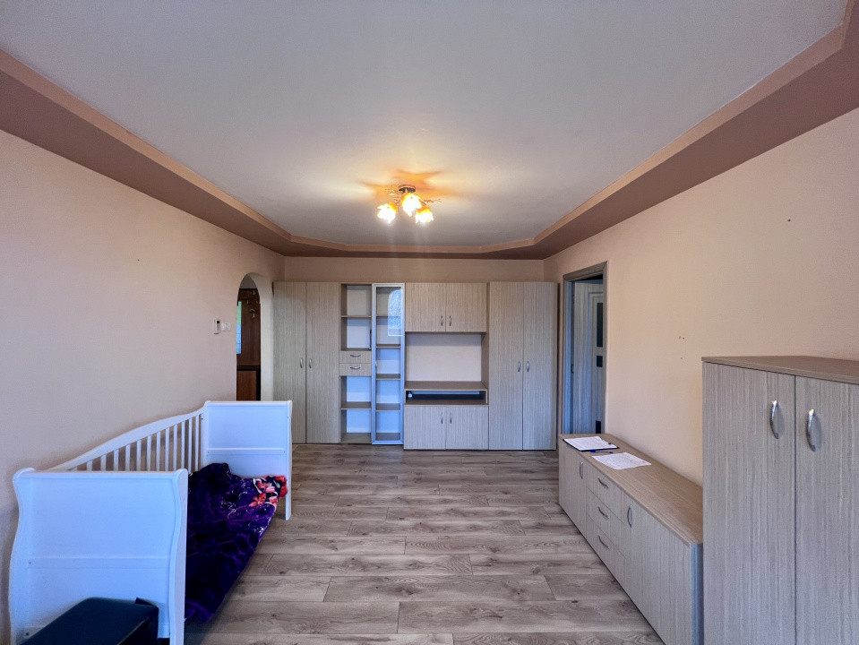  Apartament 2 camere, 43 mp, mobilat/utilat, etaj 4/5 - zona Lipovei