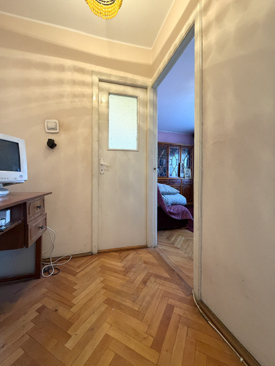 Apartament 2 camere, 50mp utili, etaj 1 - zona Girocului 