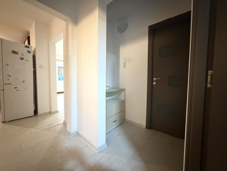 Apartament 3 camere, 70mp utili, parter, renovat - Zona Dâmbovița 
