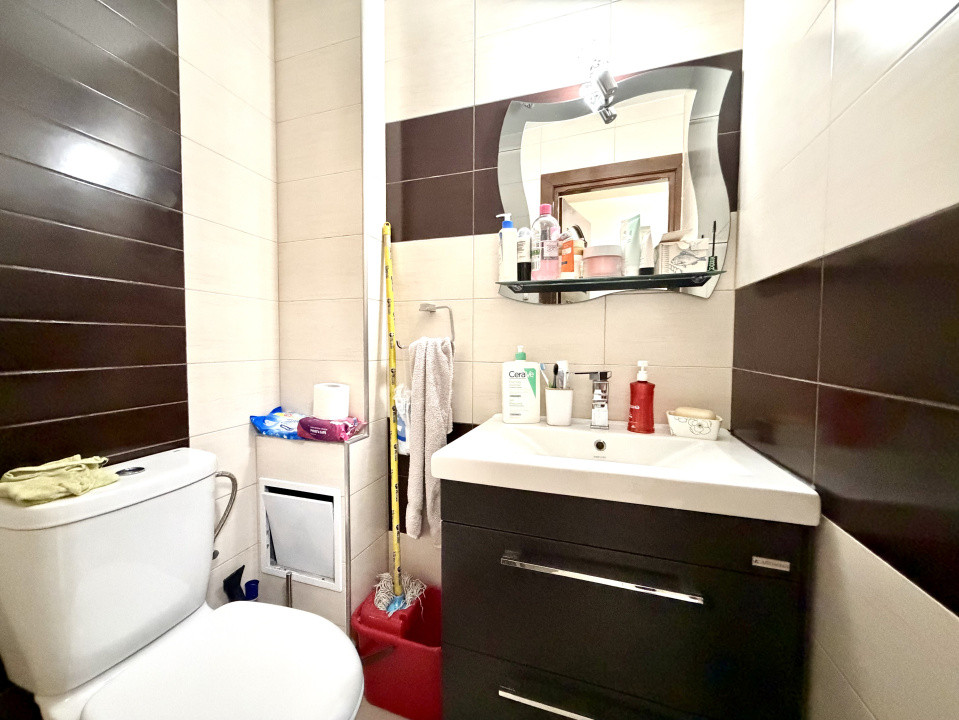 Apartament modern, 3 camere, 66 mp utili - zona Lunei