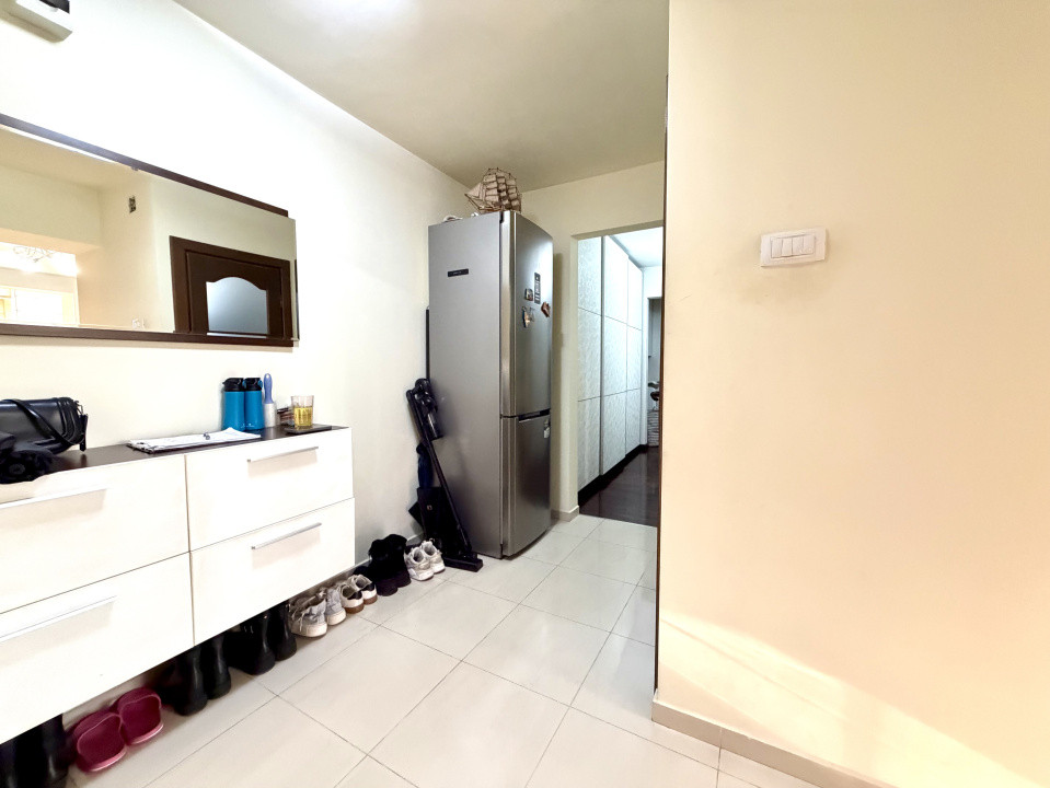 Apartament modern, 3 camere, 66 mp utili - zona Lunei