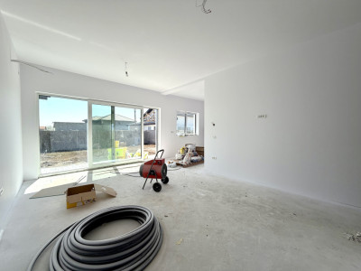 Duplex elegant cu 4 camere, 100 mp utili, 350 mp teren - Sanandrei