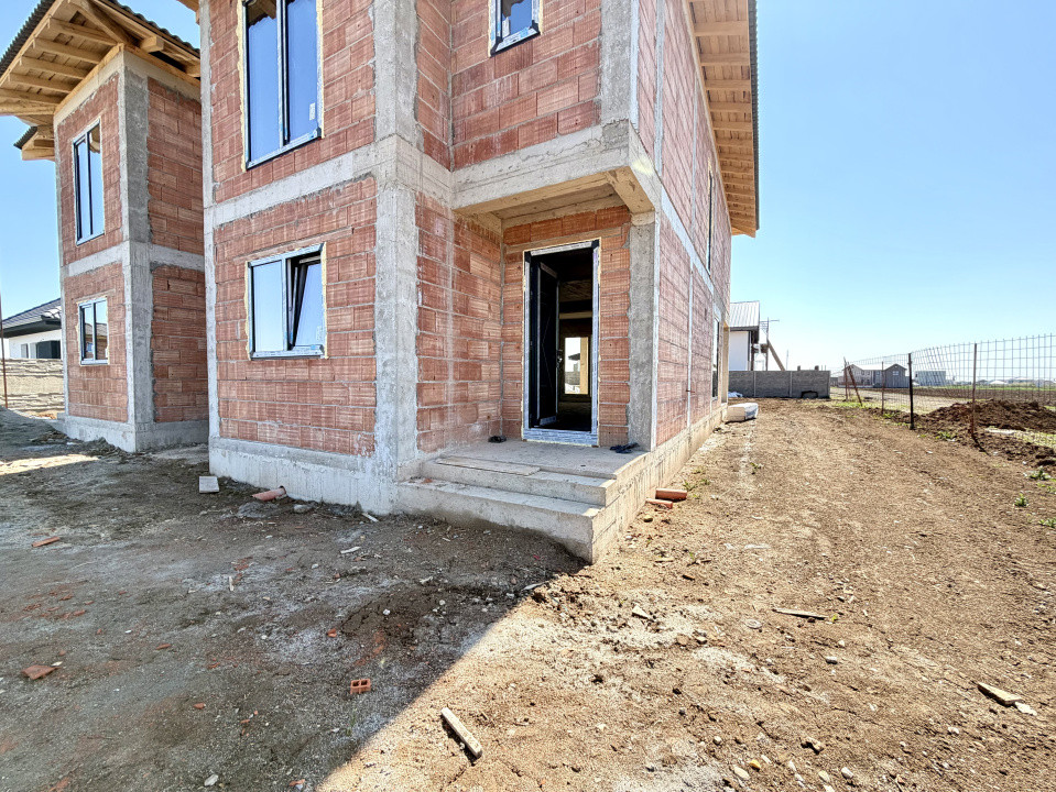 Duplex modern 4 camere, 116 mp utili, 400 mp teren - Sanandrei