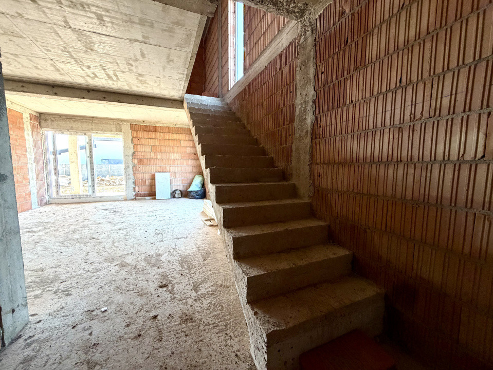 Duplex modern 4 camere, 116 mp utili, 400 mp teren - Sanandrei