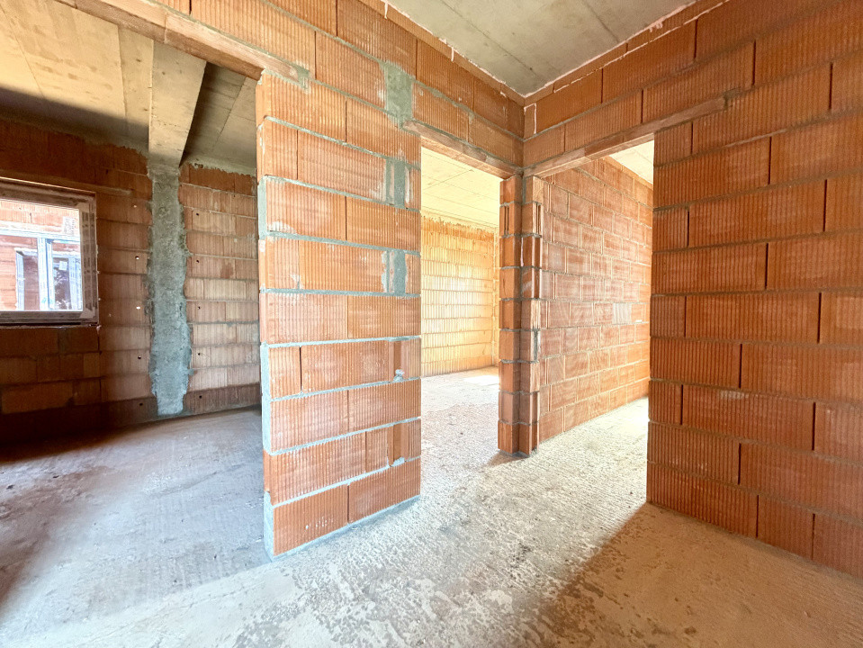 Duplex modern 4 camere, 116 mp utili, 400 mp teren - Sanandrei