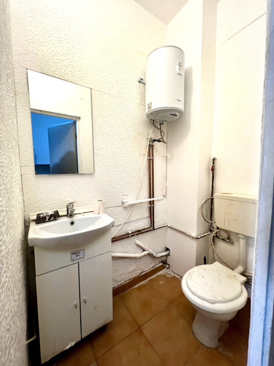 Spatiu comercial de inchiriat, 40 mp utili - zona Lipovei