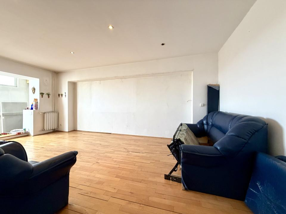 Apartament 4 camere, 88 mp utili, etaj 6 - Zona Complex