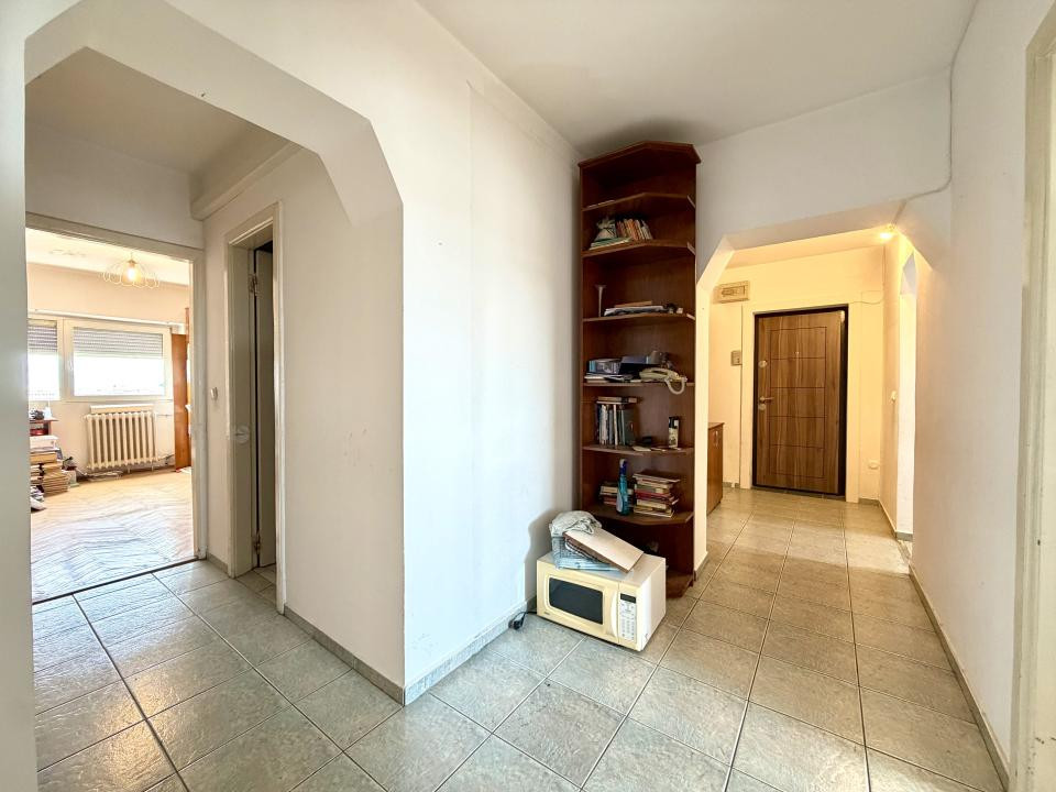 Apartament 4 camere, 88 mp utili, etaj 6 - Zona Complex