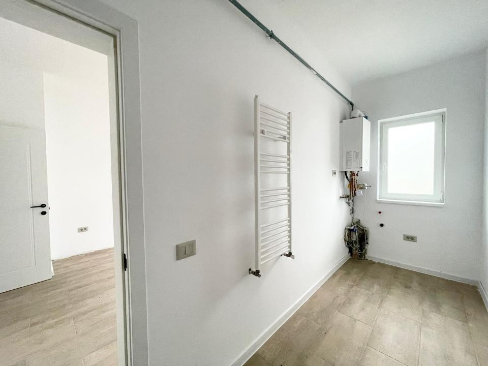 Duplex separat prin CT 4 camere - toate utilitatile - Mosnita Veche