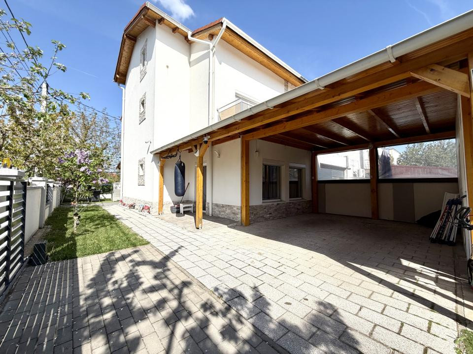 Duplex premium cu 4 camere, 135 mp utili, zona centrala - Dumbravita 