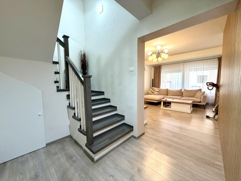 Duplex premium cu 4 camere, 135 mp utili, zona centrala - Dumbravita 