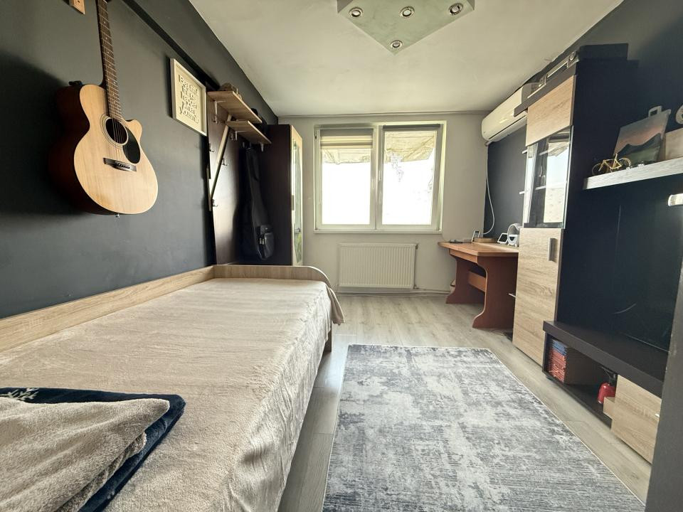 Garsoniera spatioasa, 18 mp, etaj 1, mobilata si utilata - Fratelia