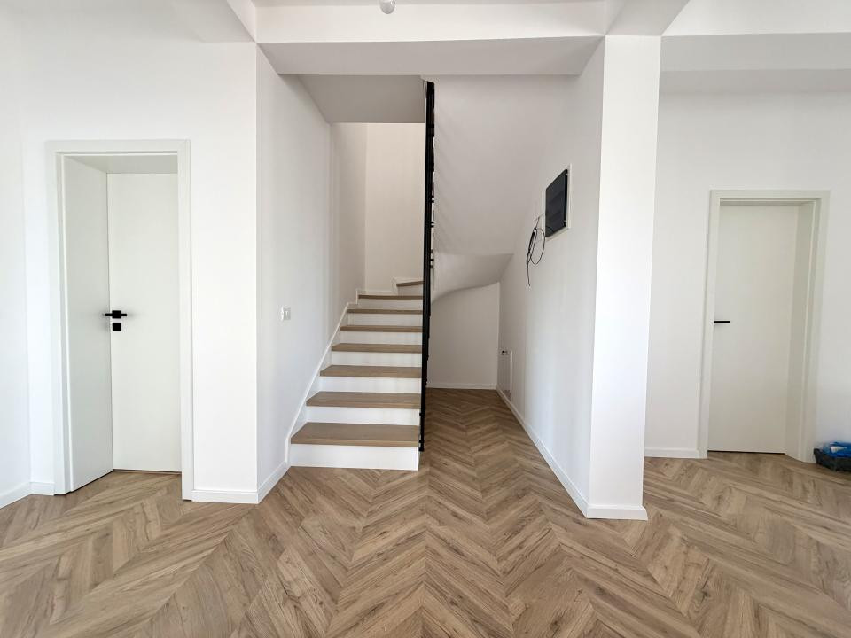 Duplex premium cu 5 camere, 135 mp utili, proiect inedit - Dumbravita 