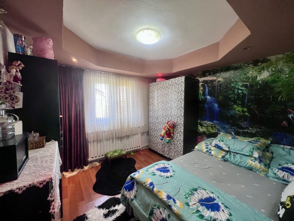  Apartament modern, 2 camere, 43 mp, decomandat, mobilat si utilat - Lipovei