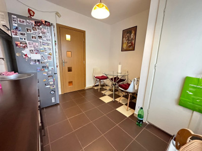 Apartament spatios 3 camere, 72 mp, etaj 2, Zona Lidl - Simion Barnutiu