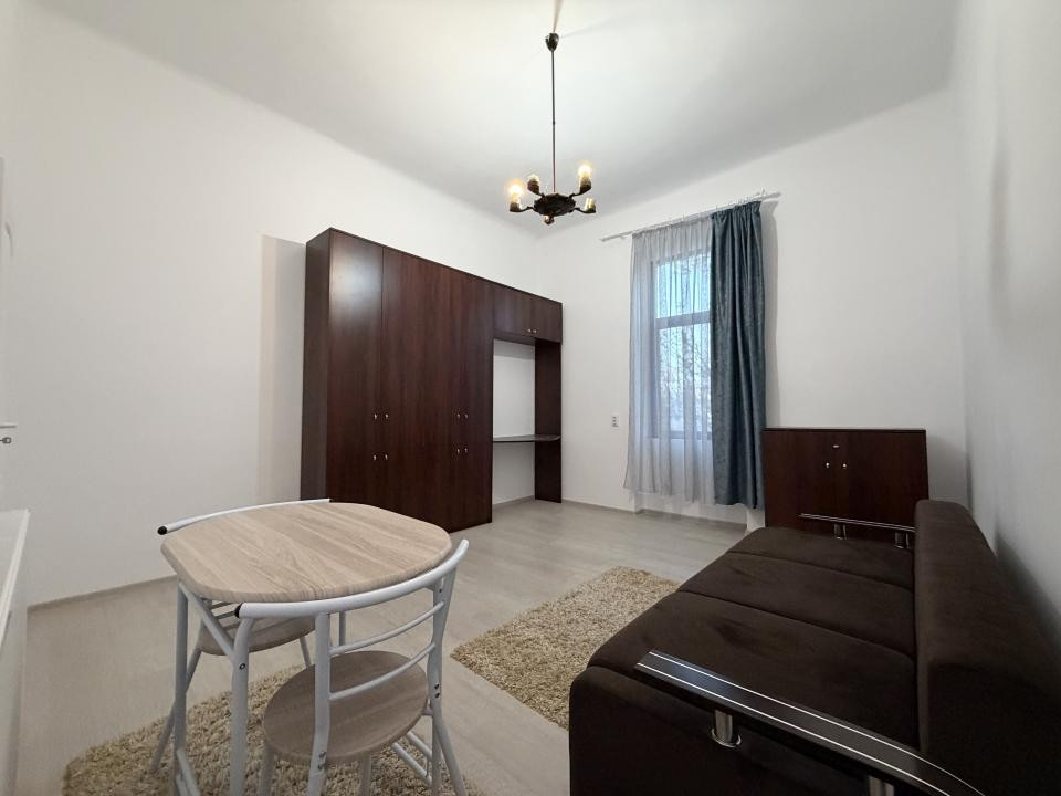 Apartament 1 cameră, 27 mp utili, etaj 1, renovat-Complexul studențesc 