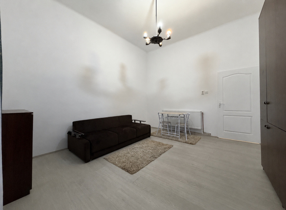 Apartament 1 cameră, 27 mp utili, etaj 1,renovat Complexul studențesc 