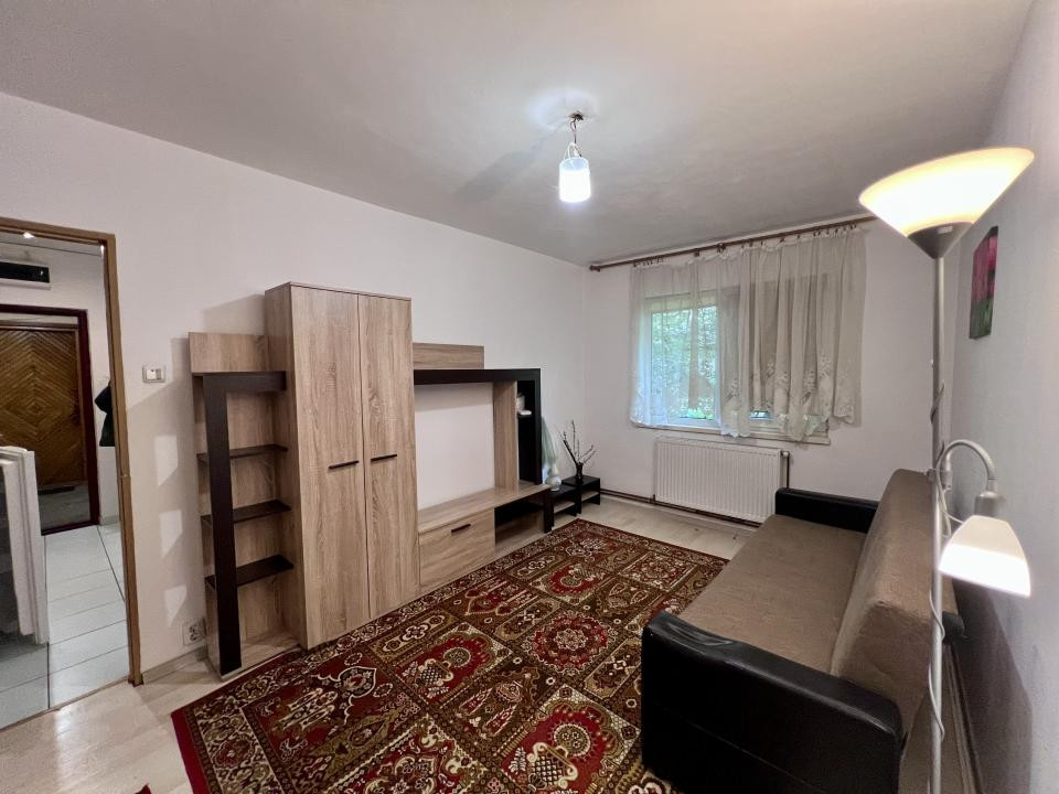  Apartament 2 camere, 36 mp , parter - zona Cetatii